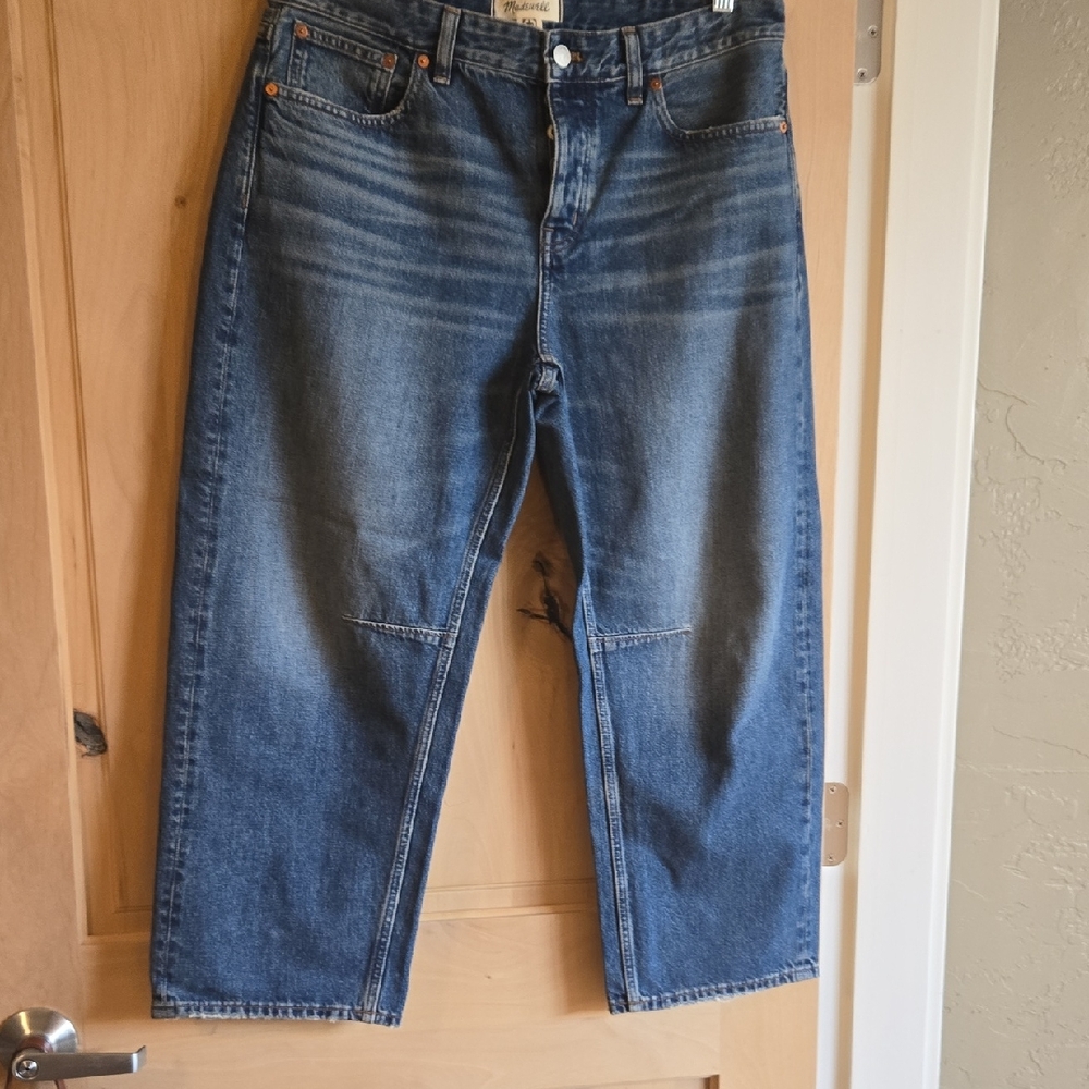 The Petite Darted Barrel-Leg Jean  in Irmo Wash